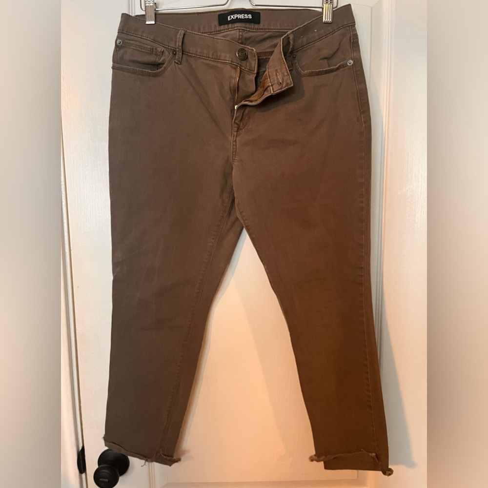 Express Women's stretchy Jeans
